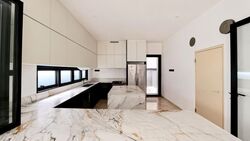 Hillside Drive (D19), Terrace #592514051